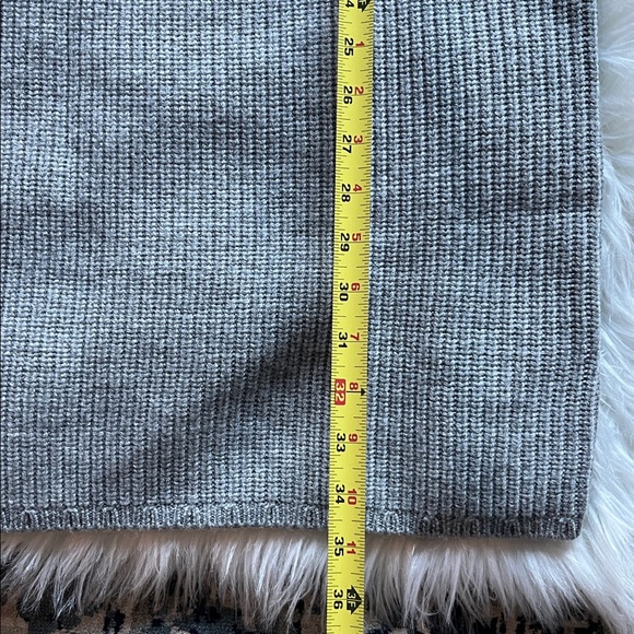 🆕 Quince Merino Wool Relaxed Turtleneck Sweater Dress Heather Size M Grey - Picture 9 of 9